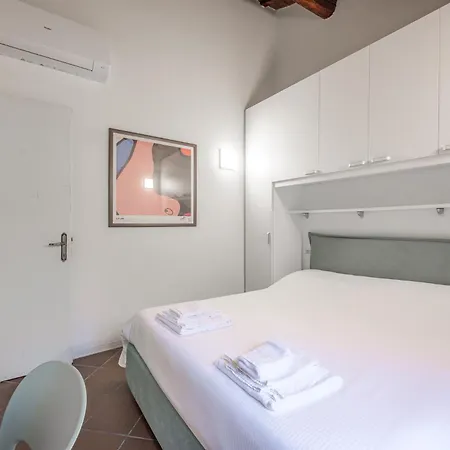 Piazza Ariostea Apartamento *